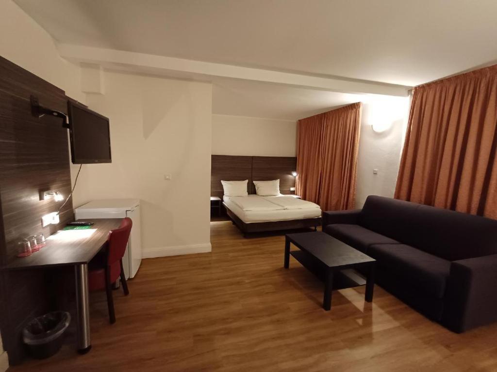 Hotel Ariana Koeln Extérieur photo